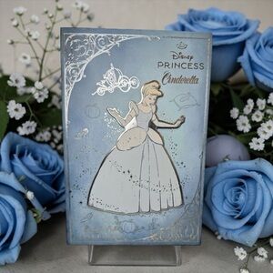 💙DISNEY💙Princess Cinderella 12 Shades Eyeshadow Palette/NIP